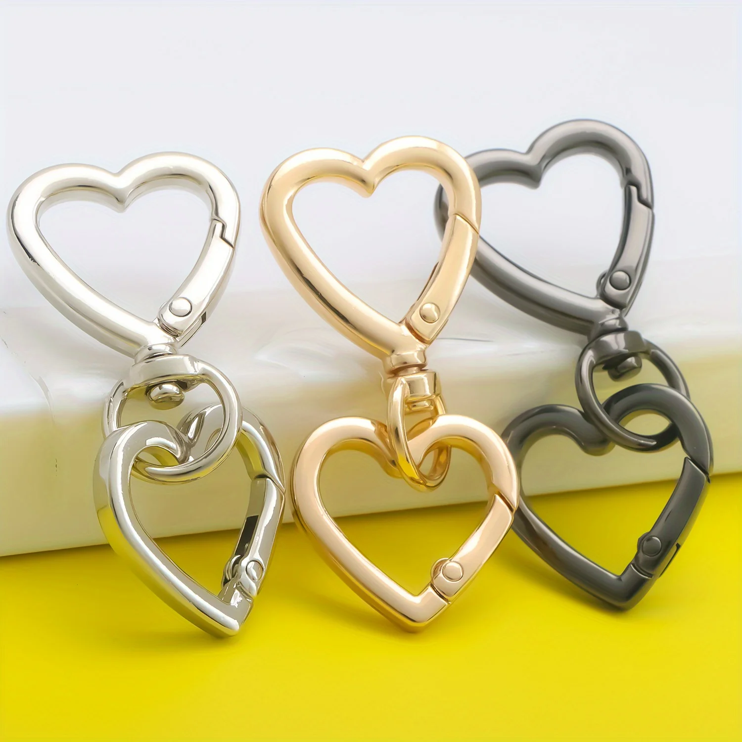 2pcs Double Heart Shape Keychains Metal Spring Keyring Chain Buckle for ...