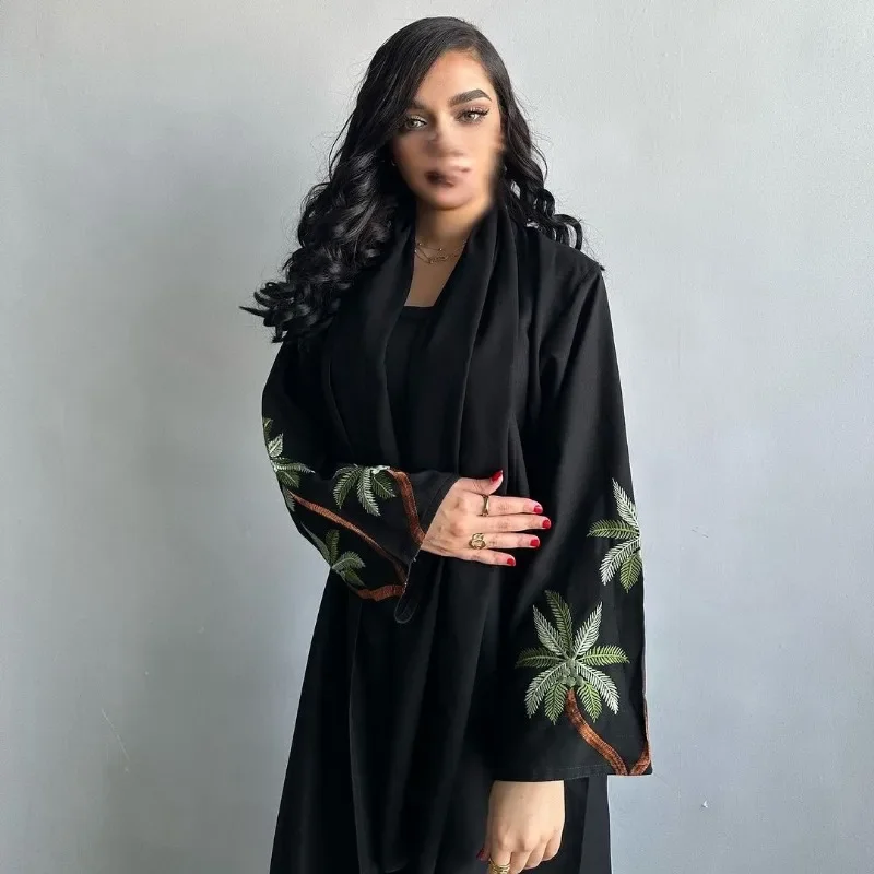 2024 New Ramadan Islam Abaya Kaftan Black Embroidered Leaf Pattern Robe Femme Musulmanefor Europe and Dubai America