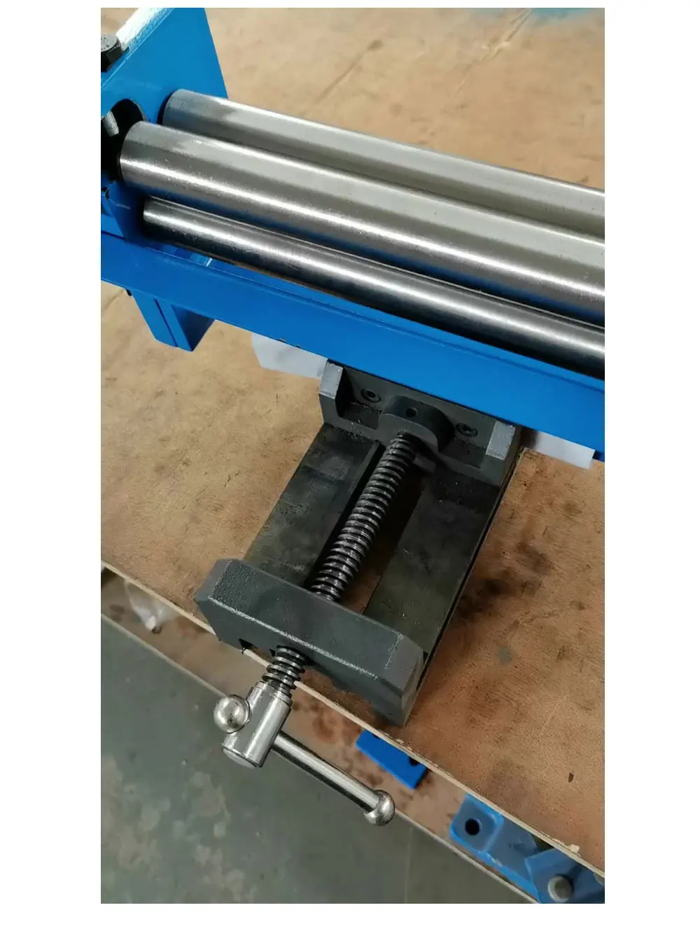 Hand-Cranked Folding Machine Manual Bending Machine Metal Coiling Machine Small