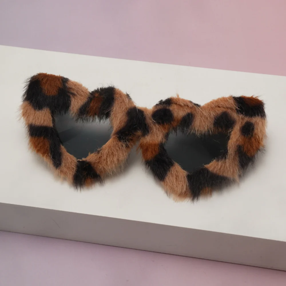 Fluffy Cat Eye Sunglasses Funny Birthday Party Shades Glasses Brand Designer PC Frame Eyewear Plush Winter Glasses