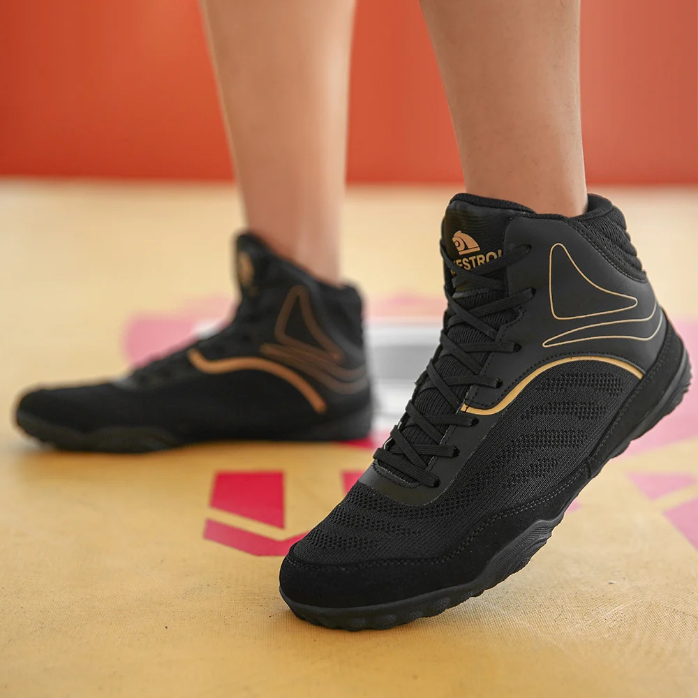 Men's Large Size Multicolor Wrestling Shoes Free Fighting Competition Boxing Shoes Lightweight Wearable Sneakers