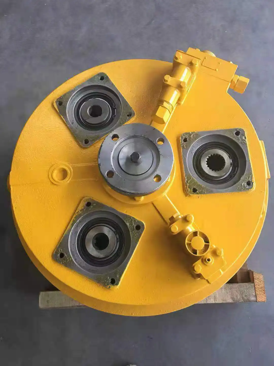 Original 4168034034 4WG200 Torque Converter Used For Sem 5ton And 6ton Wheel Loader