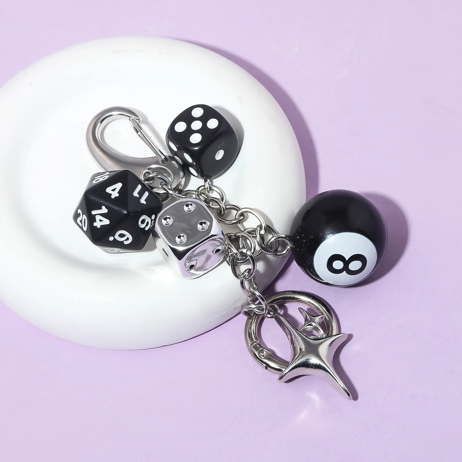 Y2K Black Dice No8 Ball Schlüsselanhänger Taschenanhänger Lustige Harz Schlüsselanhänger für Frauen Männer Polygon Bag Charms Schlüsselanhänger Casino Party Geschenke – Detail 11