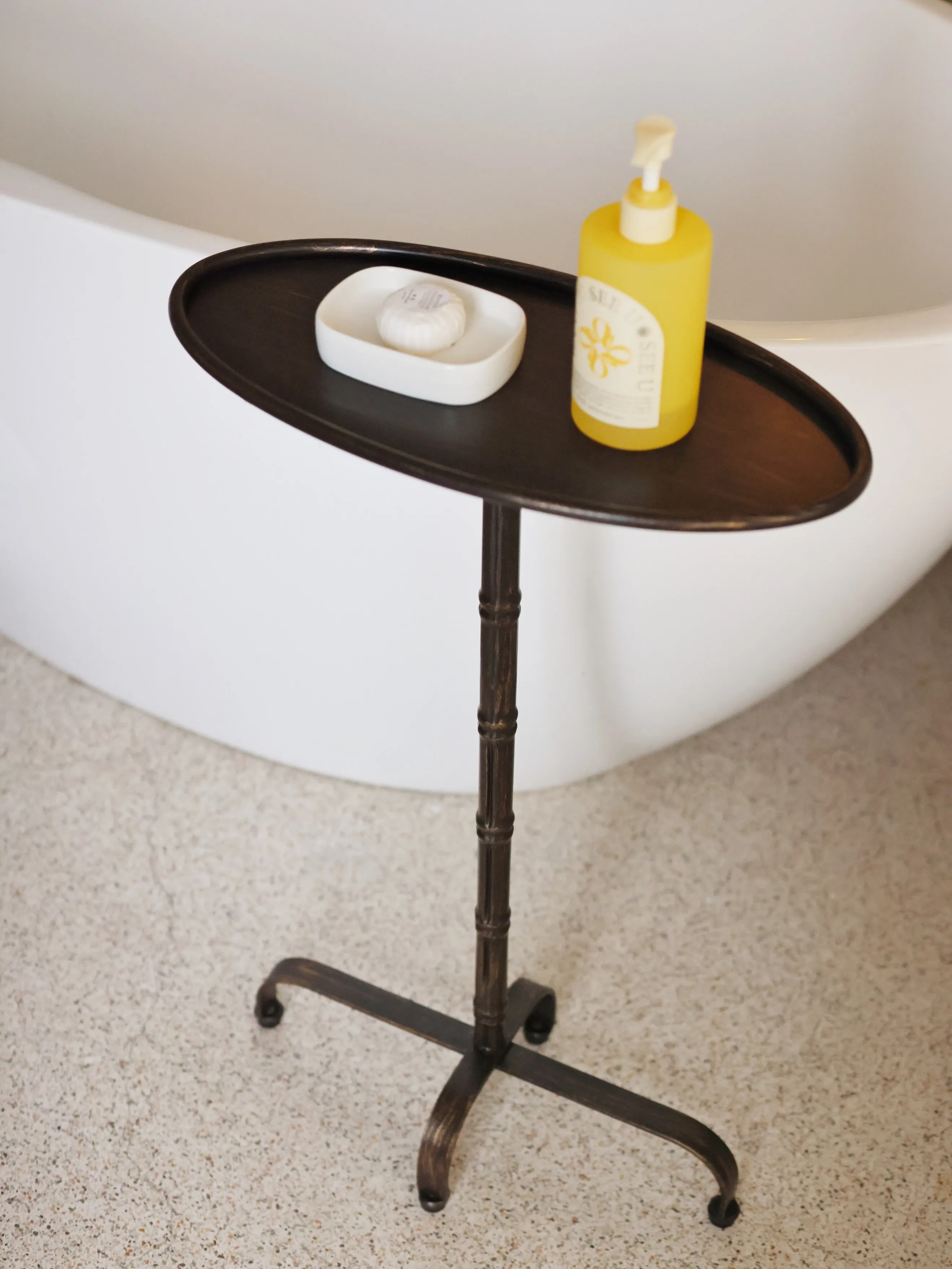 MOMO Side Table Corner Table Antique Vintage Metal Design Art Oval Narrow Space Suitable Compact Small Iron Tea Table