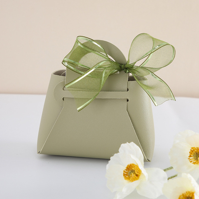 Gifts Box for Guests Newborn Gift Box Leather Distributions Bags Baby Shower Packaging Box Party Favors Child Candy Box