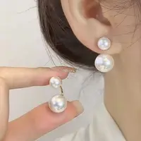 1 Pair French Luxurious Pearl Stud Earrings Minimalist High-End Design Chic Heart Earrings for Women Elegant Jewelry Gifts 1