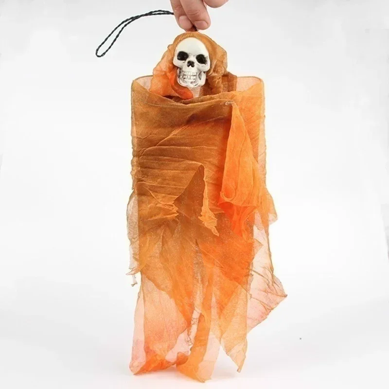 1 Pcs Halloween Skull Ornaments Haunted House Dolls Tricky Secret Room Fright Prank Novel Props Halloween Decoration