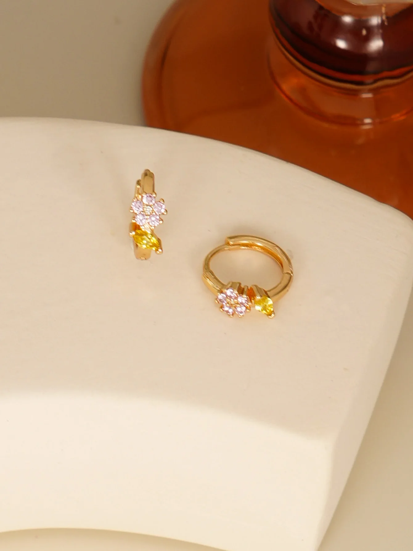 Zirconia Inlaid Flower Leaf Earrings for Women