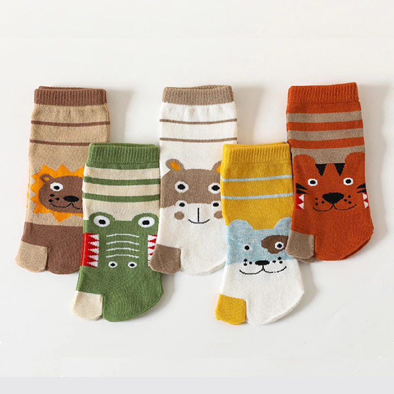 3-12T Cute Boys Girls Two Toed Tabi Socks Kids Cartoon Animals Printed Pure Cotton Short Socks Split Thumb Toe Socks 2