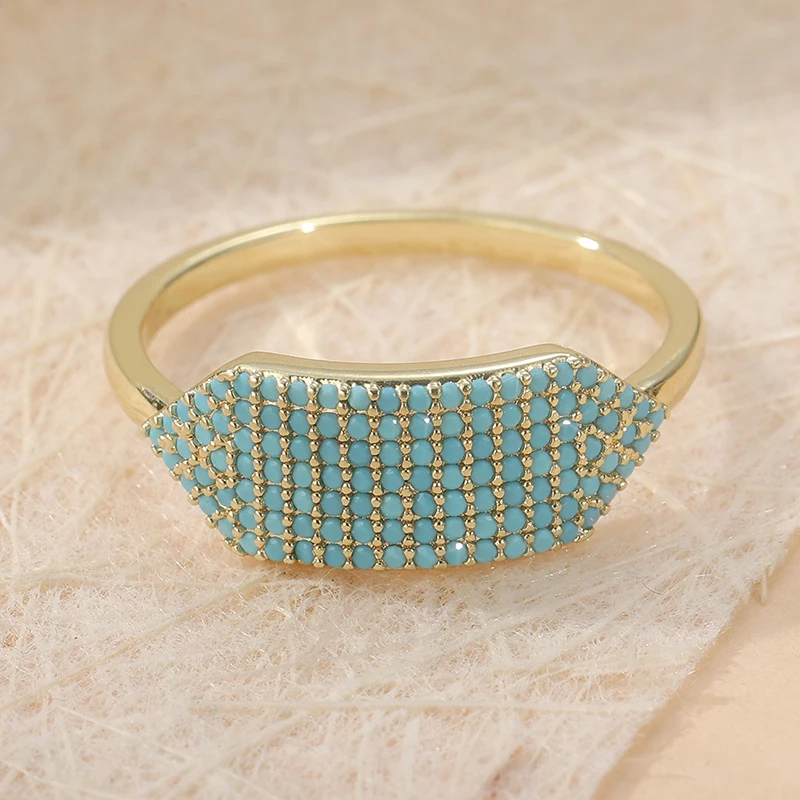 Elegant Wide-Faced Copper Ring with Inlaid Turquoise - Bohemian Style