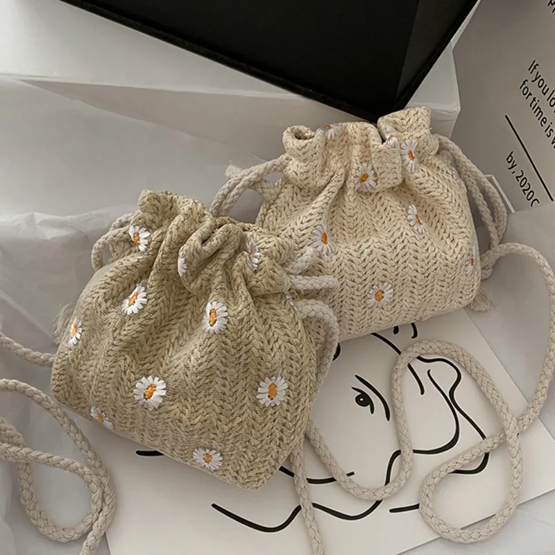 Fashion Small Shoulder Bags Women Drawstring Straw Beach Bags Flower Embroidery Ladies Lace Crossbody Handbags for Travel women shoulder bag crossbody bag