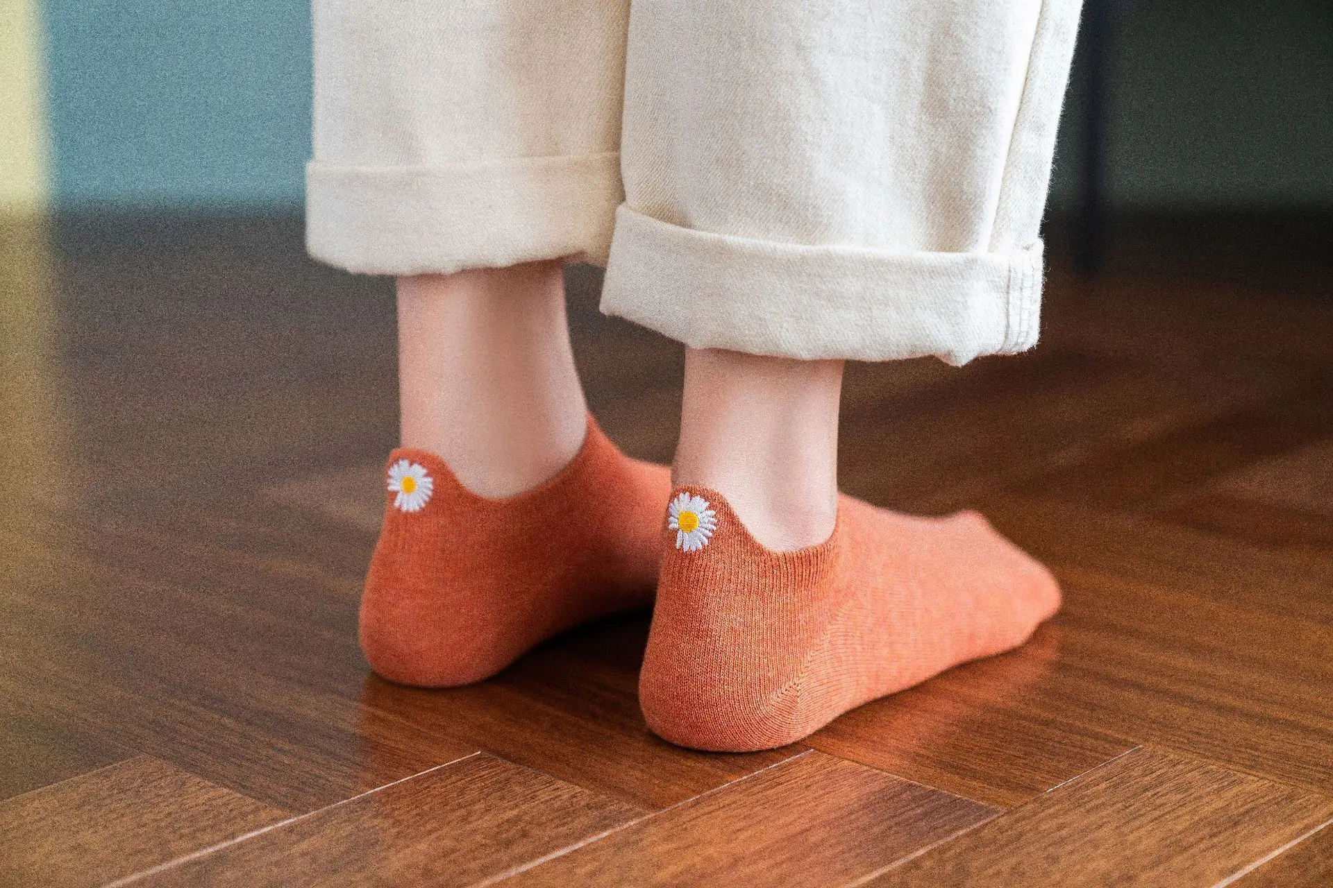 Description Picture 6 of item4 Pairs Lot Women Socks Girls Embroidery Japanese Soild Kawaii Spring Summer Daisy Slippers Cotton Invisible Cute Set Floral