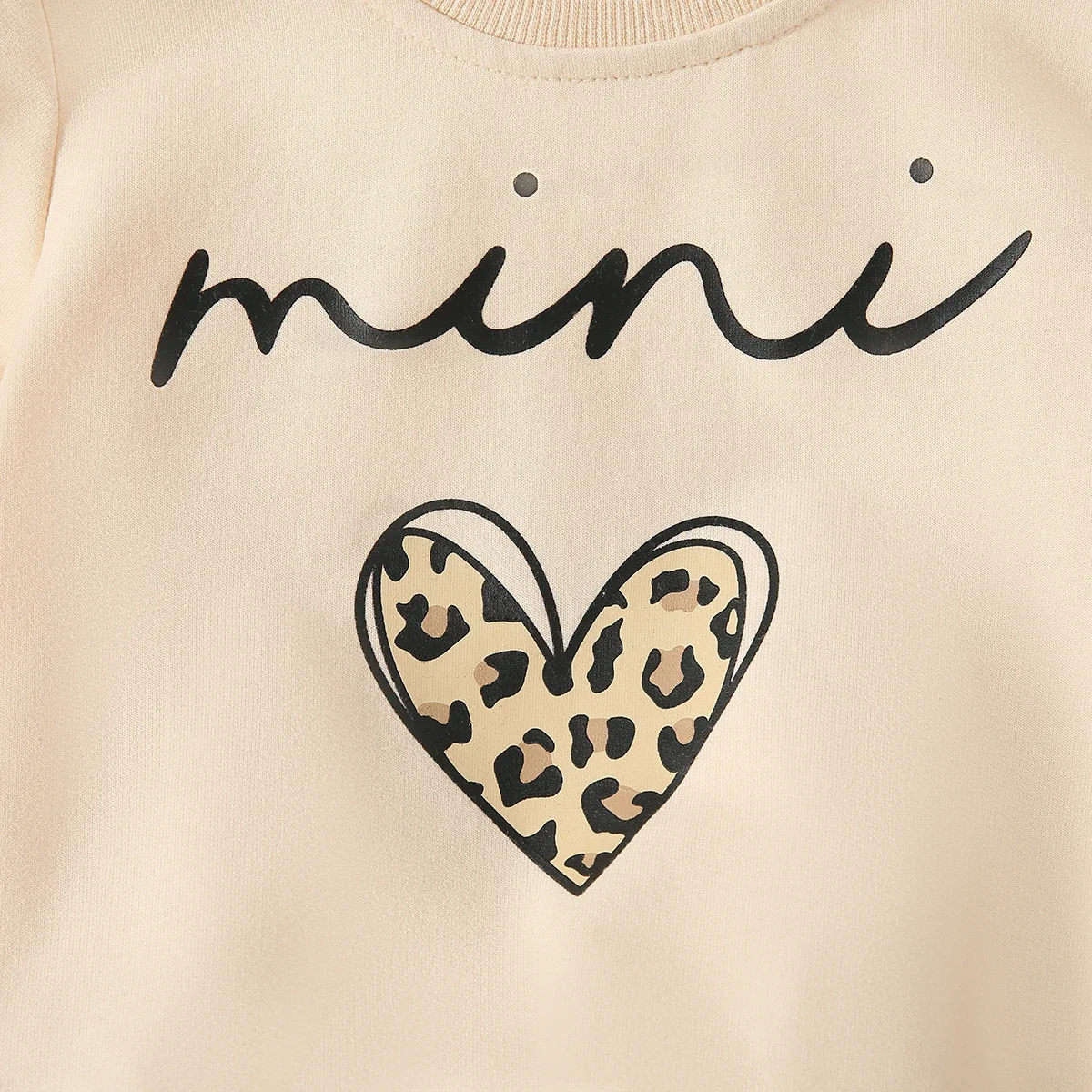 Girl sweatshirt Kids sweatshirt Baby girl clothes PatPat Baby Boy/Girl Letters & Heart Print Long-sleeve Sweatshirt Soft Comfortable Outings Daily Wear Basic Style