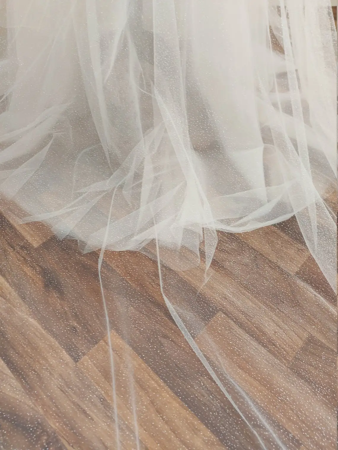 Youlapan V101 Glitzernder Hochzeitsschleier, kurzer Brautschleier, 1-stufiger goldener, glänzender, funkelnder Schleier für die Junggesellenabschied der Braut – Detail 7