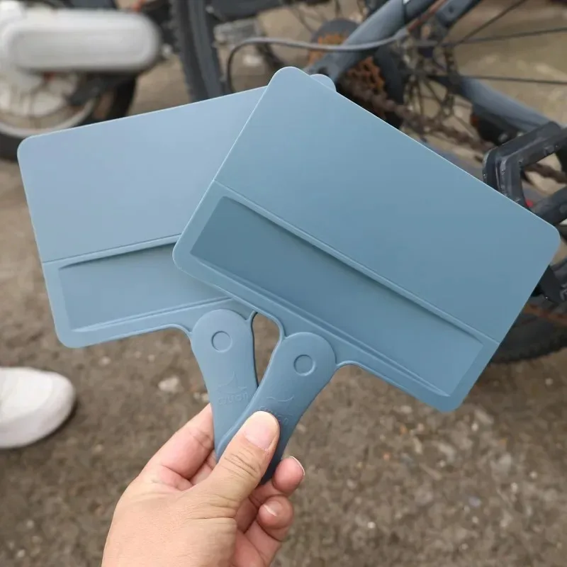 Motorcycle Bike Chain Oil Storage Tool Chain Oil Anti-spray Tool Box Chains Cleaning Oil Splash-Proof Motorcycle Chain Care Kit