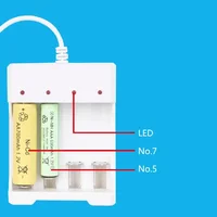 Universal USB 4 Slots Fast Charging Battery Charger Short Circuit Protection AAA and AA Rechargeable Battery Station 4