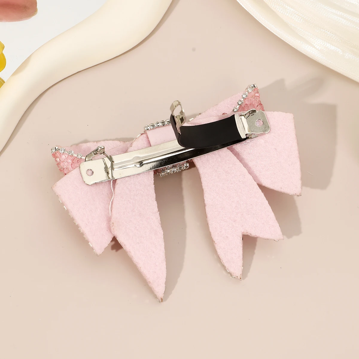 1pc Cute Rhinestone Pearls Bow Spring Clip Hair Clips Hair Accessories Korean Sweet Headwear Women Girls Party Travel Hairgrip