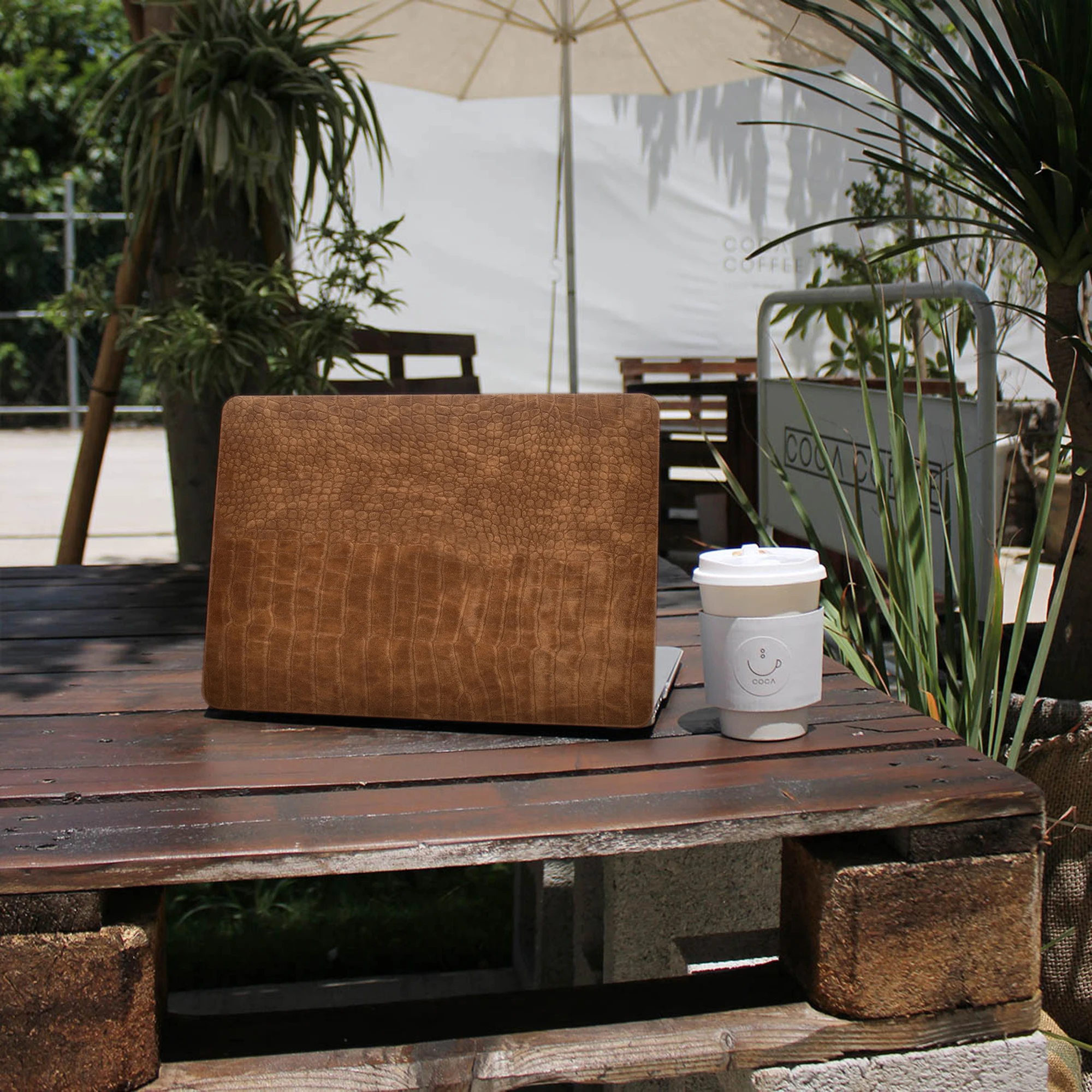 Capa de couro de crocodilo antigo macbook,