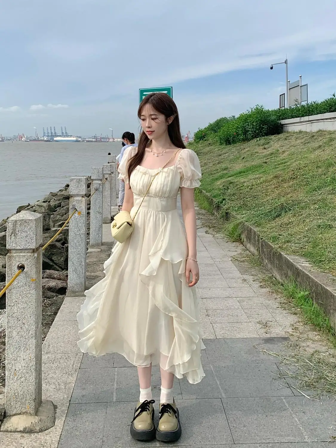 韓国人気【ORDINARY HOLIDAY】VINTAGE FLARE DRESS グレー MUSINSA | ORDINARY HOLIDAY FLARE SLEEVELESS MINI DRESS [GRAY]