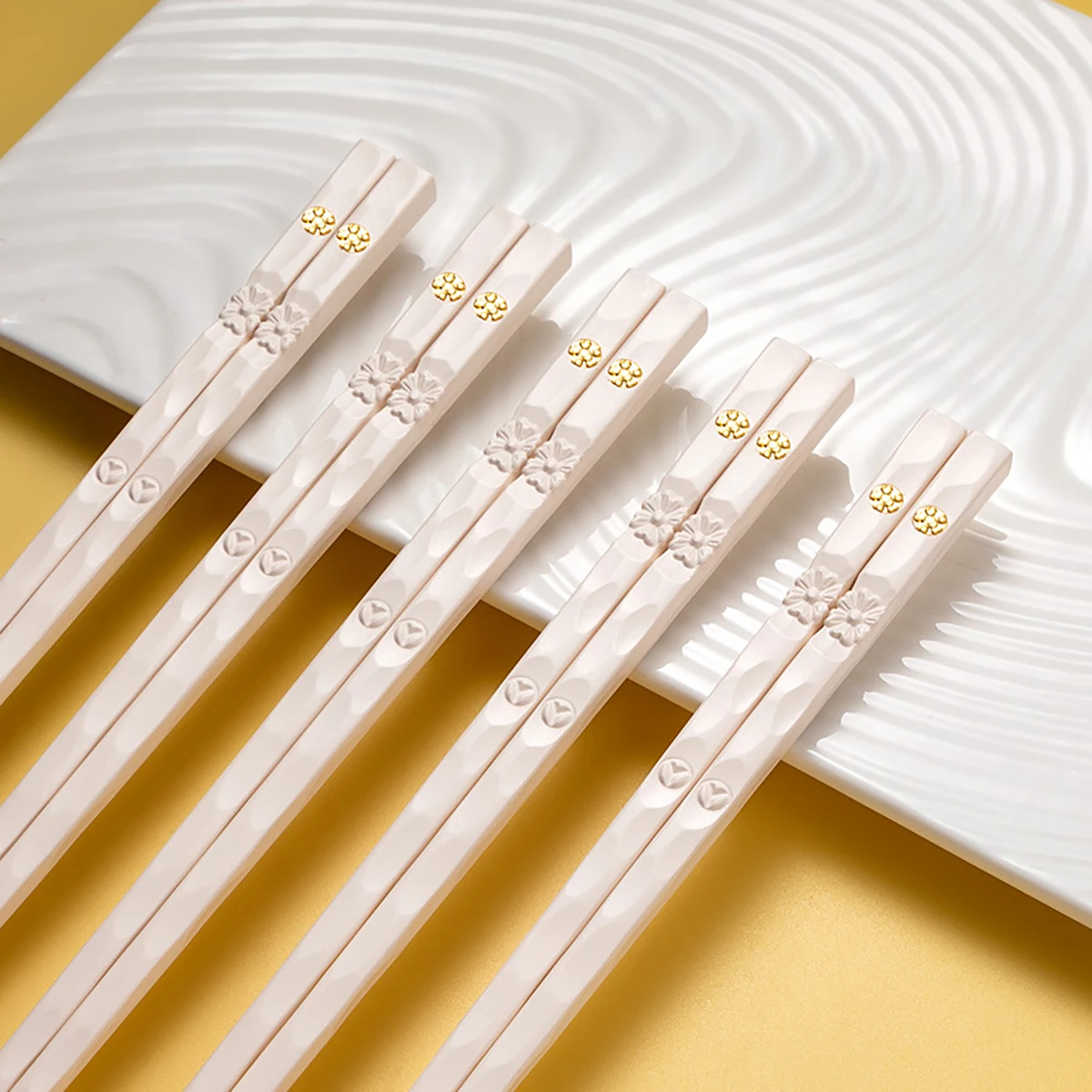 5Pcs Reusable Chinese Chopsticks Food Sushi Sticks Alloy Non Slip Dishwasher Safe Bamboo Shape Food Grade Chopsticks