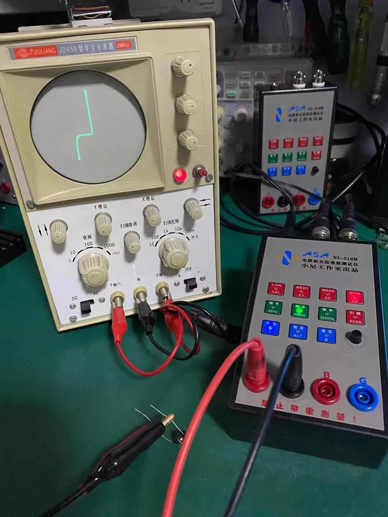 Curve Tester VI Curve Tester Dual Channel Simultaneous Display