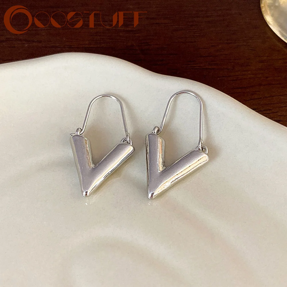 Louis Vuitton Essential V Hoop Earrings Earrings Gold Alloy Hoop