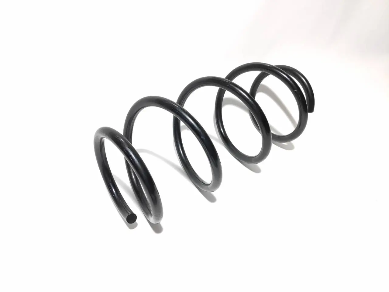 Spring Suspension Front (the price is for 2 (two) pieces ships pairs!!) hyundai Solaris klakson 14877 spring suspension parts shock absorbers |