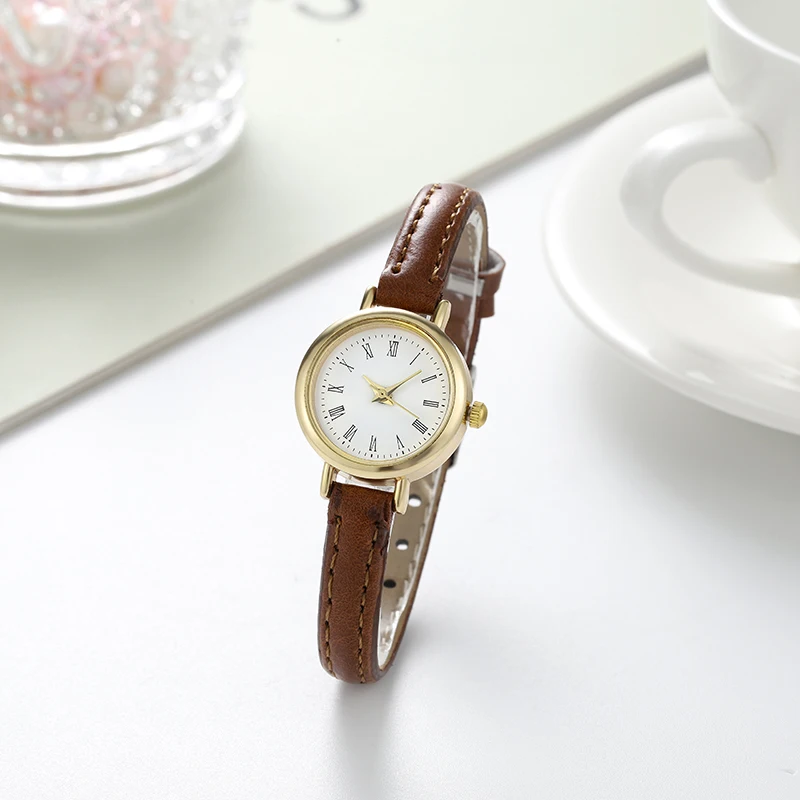 2022 new fashion small round girl's belt watch quartz women's watch gift13