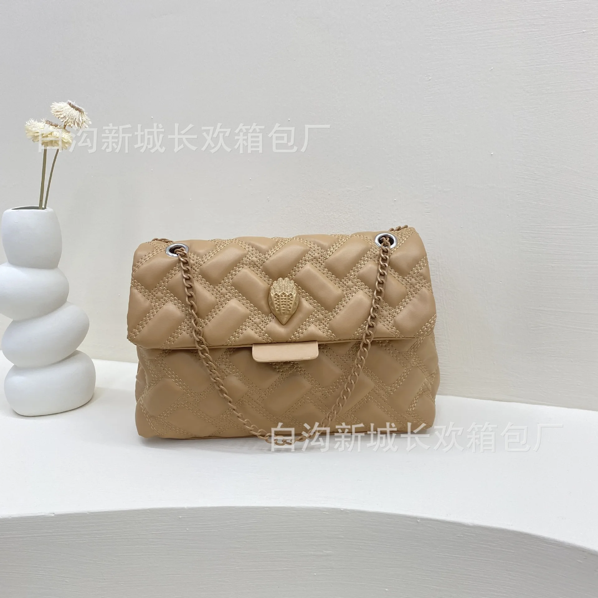 Women's Shoulder Bag Luxury Designer Shoulder Bag 2024 New Fashion Rainbow Bag Fashion Retro Women's Handbag Retro Crossbody Bag