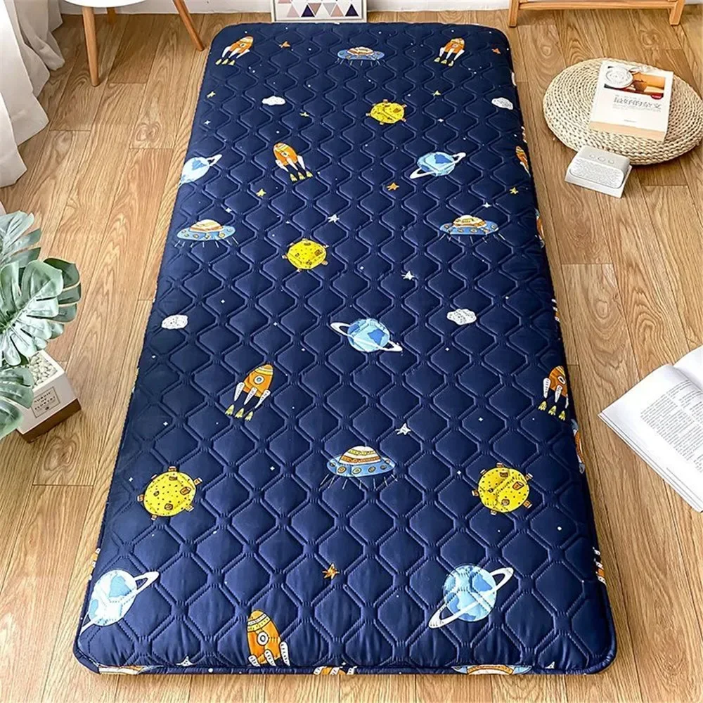 Mattress Portable Folding Bed Single Bed Mattress Non-slip Single Moisture-proof Mattress Soft and Foldable for Easy Storage