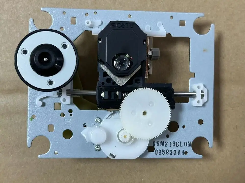 

Для Sony KSM213CLDM оригинальный новый лазерный объектив + механизм KSS213C KSS213CL