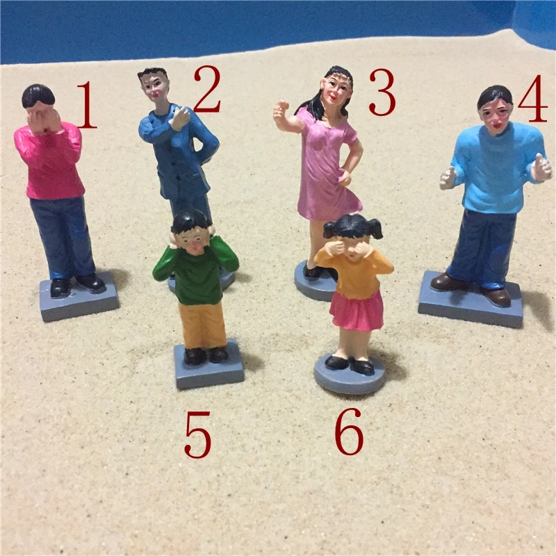 

resin figure mental psychological sand table game box court therapy Family conflict