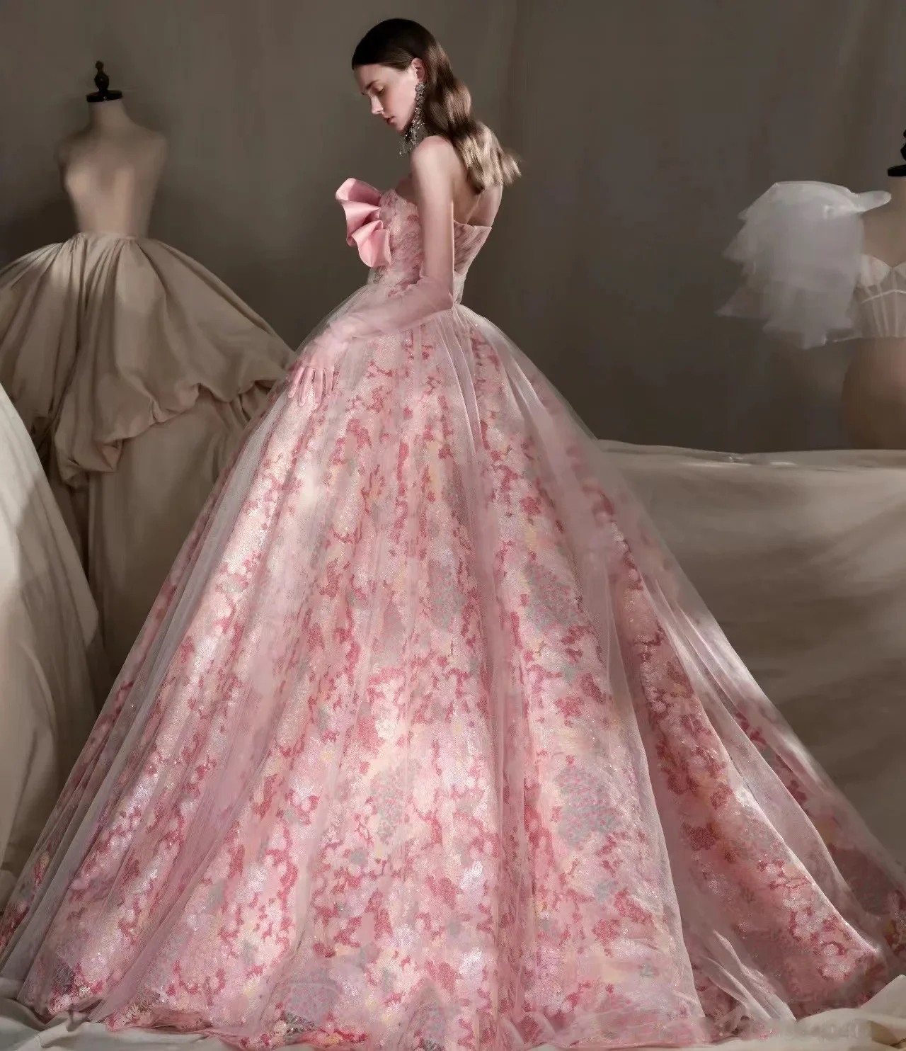 

Customized pink tube top wedding dress Western wedding temperament bride Mori super fairy dream luxury starry sky dress.