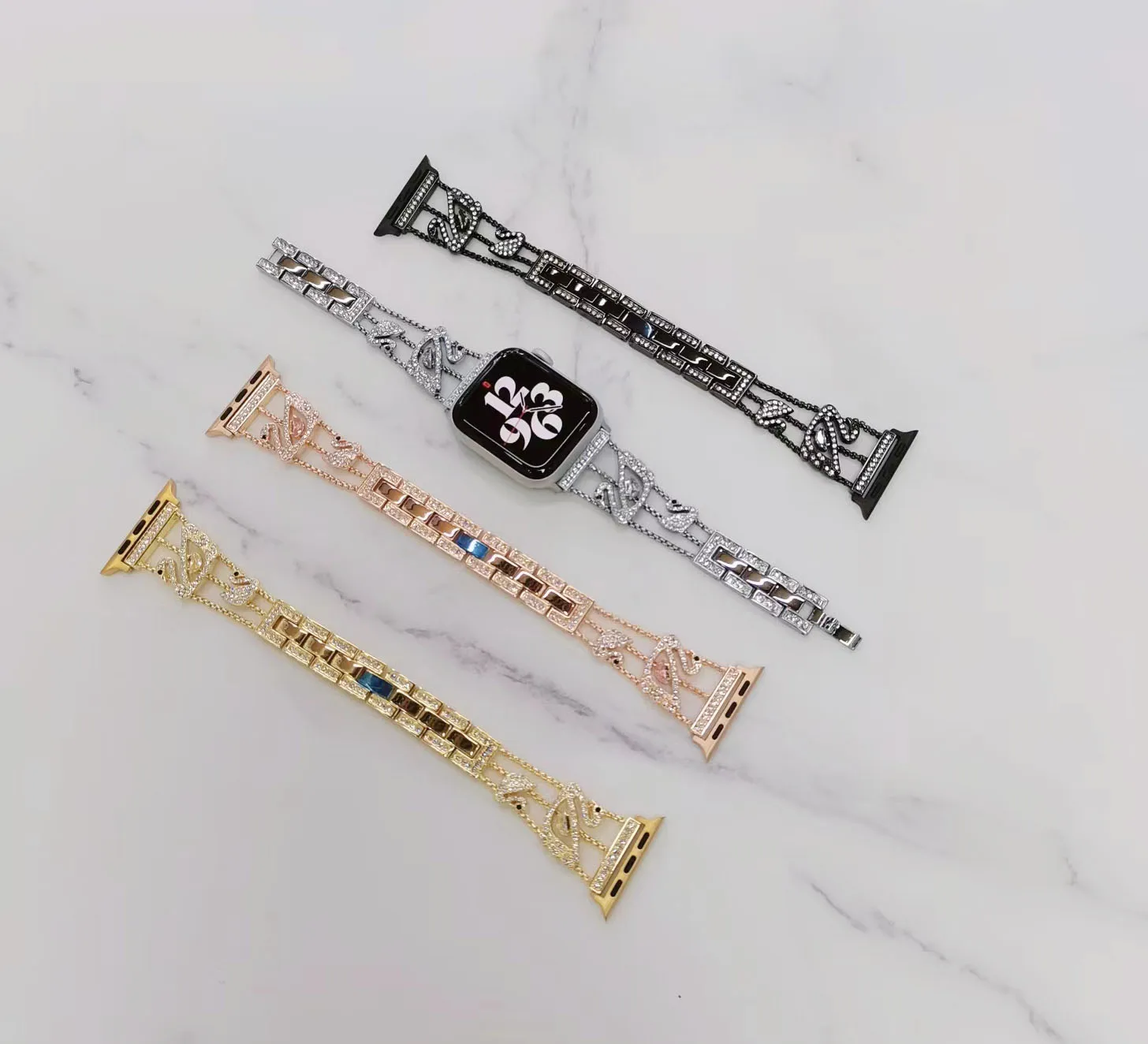 Metal Diamond Strap For Apple Watch 45mm 44mm 42mm 41mm 40mm Women Stainless Steel Swan Style Bracelet For iWatch 8 7 6 5 4 3 SE