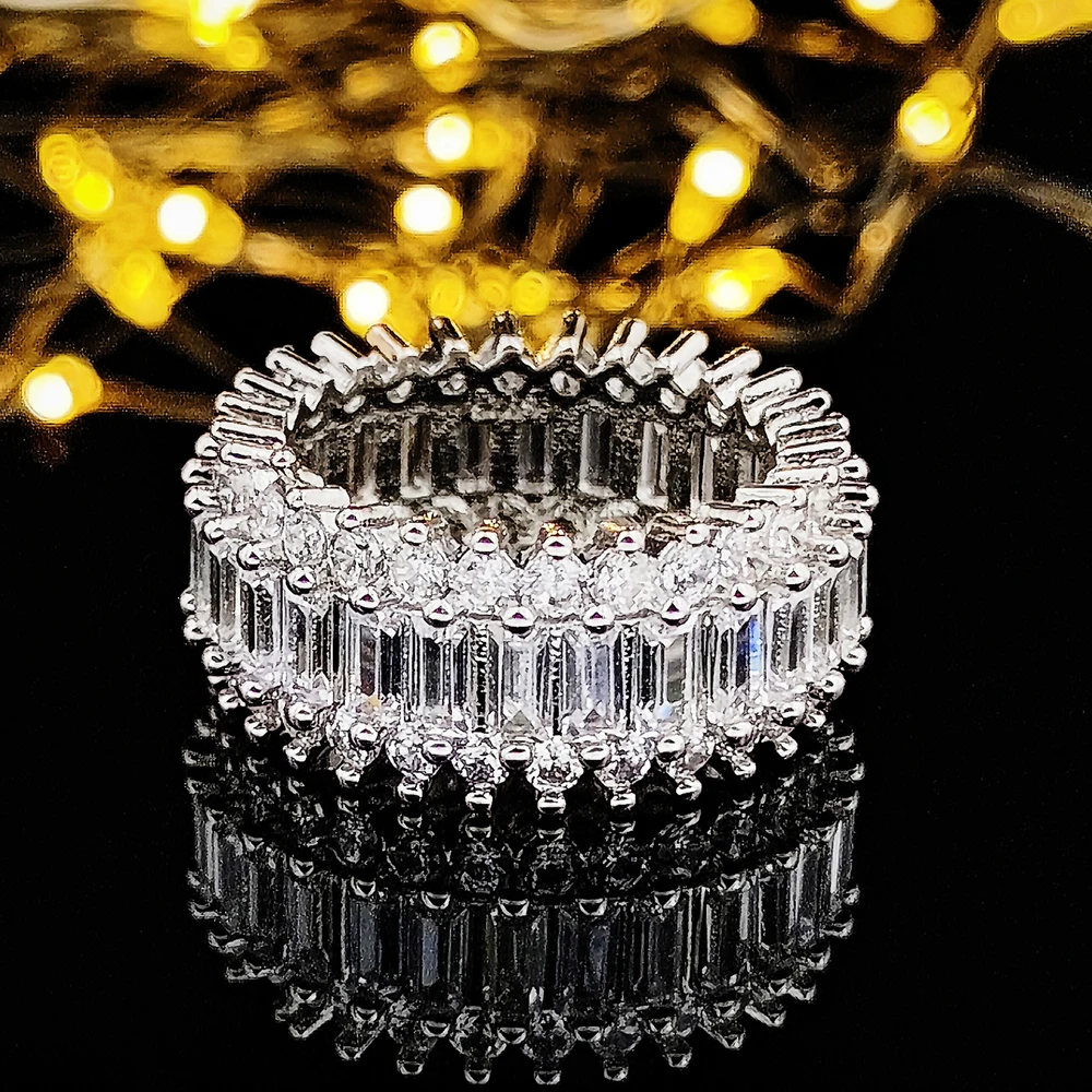 Elegant Vintage Gold & Silver Eternity Wedding Band for Women & Men - Perfect Gift
