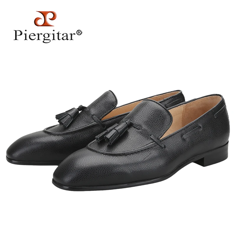 

Piergitar Black Caviar Pattern Calfskin Men's Loafers With Handmade Tassels Slip-On Male Flats Shoes For Party/Wedding Suit Wear