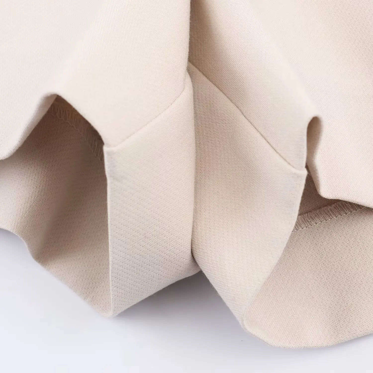 BSAY Herbst Neues Produkt Damenbekleidung 2025, französischer minimalistischer Stil, hohe Taille, asymmetrische Metall-dekorative Freizeitshorts – Detail 25