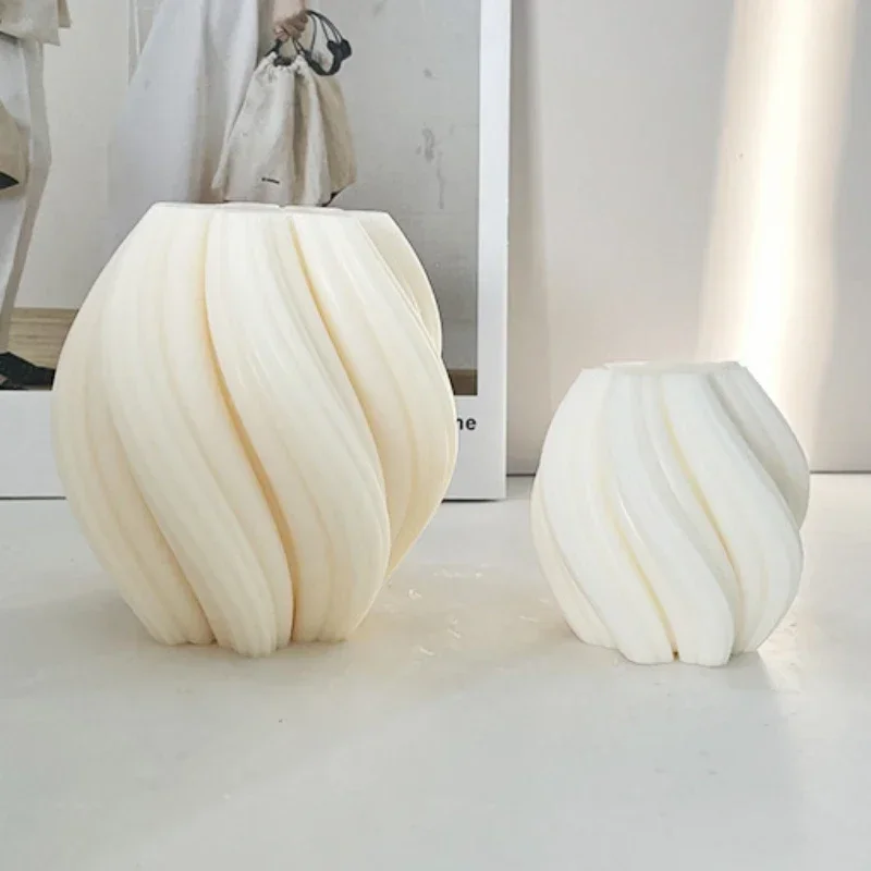 Slide image 17b0a4bbd13c444782c0d7006c98f7ee