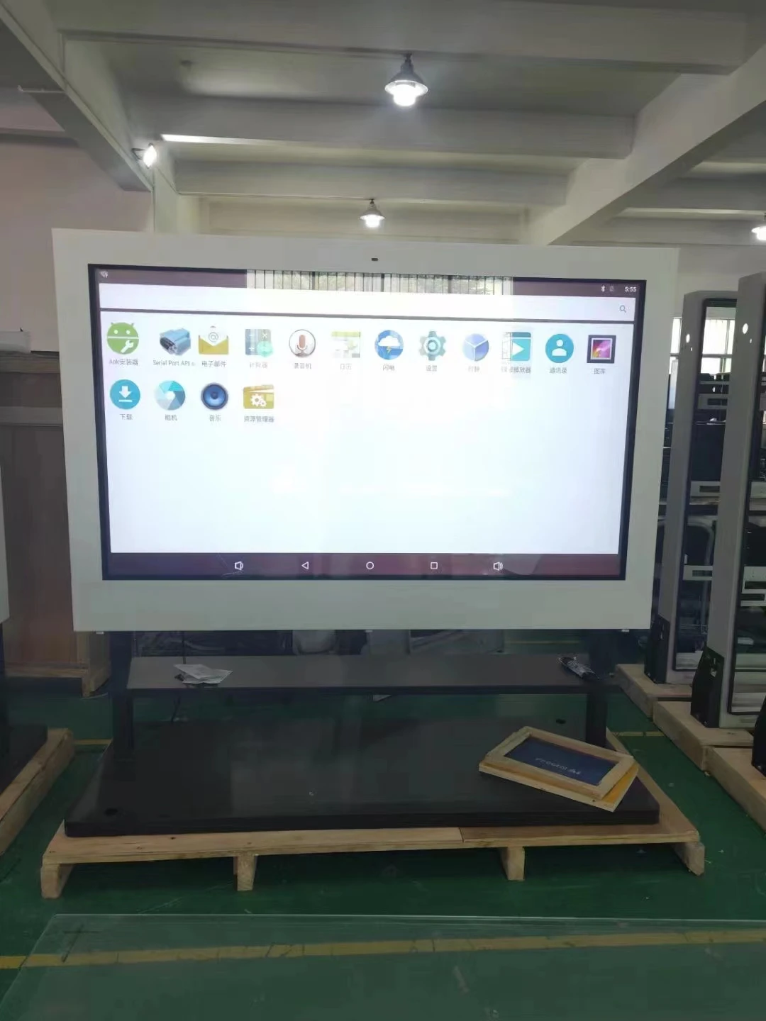 55  65 75 85\'\' lcd monitor smart outdoor AD Totem display IP65 lcd advertising kiosk landscape digital signage