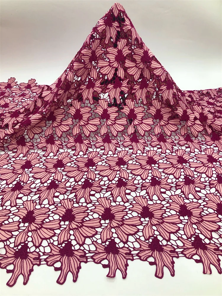 Neuer Stil Afrika Spitzens toff hochwertige Spitze wasser lösliche bestickte Mode weiche Spitze Stoff 5 Meter