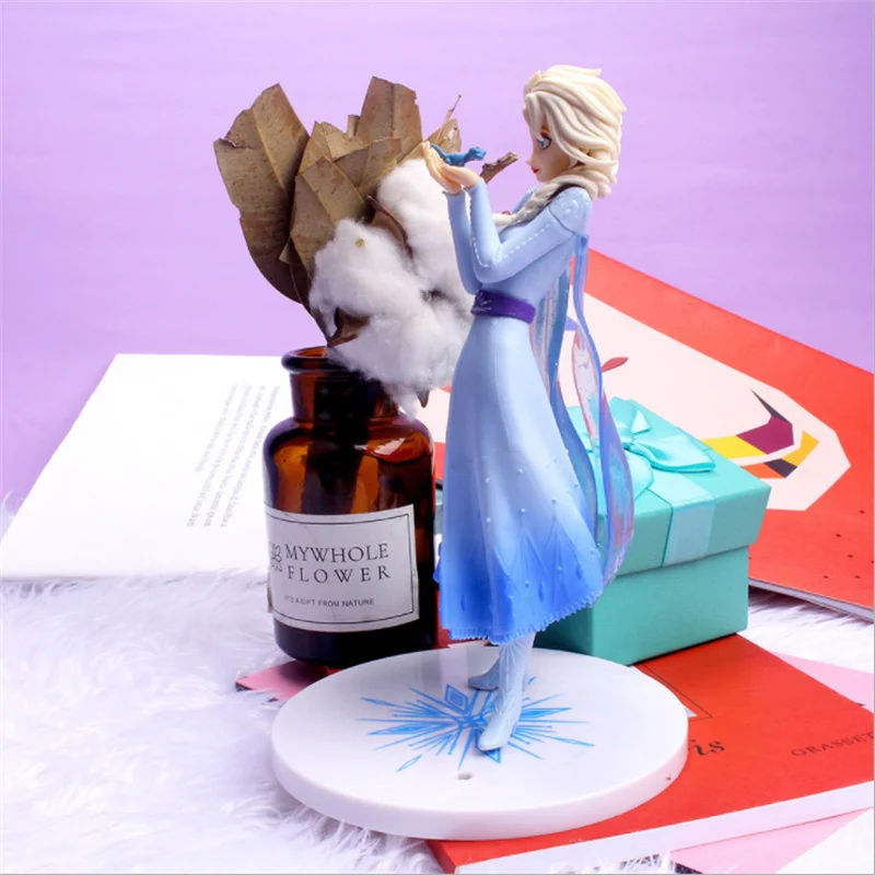 21cm Disney Frozen Snow Queen Elsa Princess Holding Lizard In Hand PVC