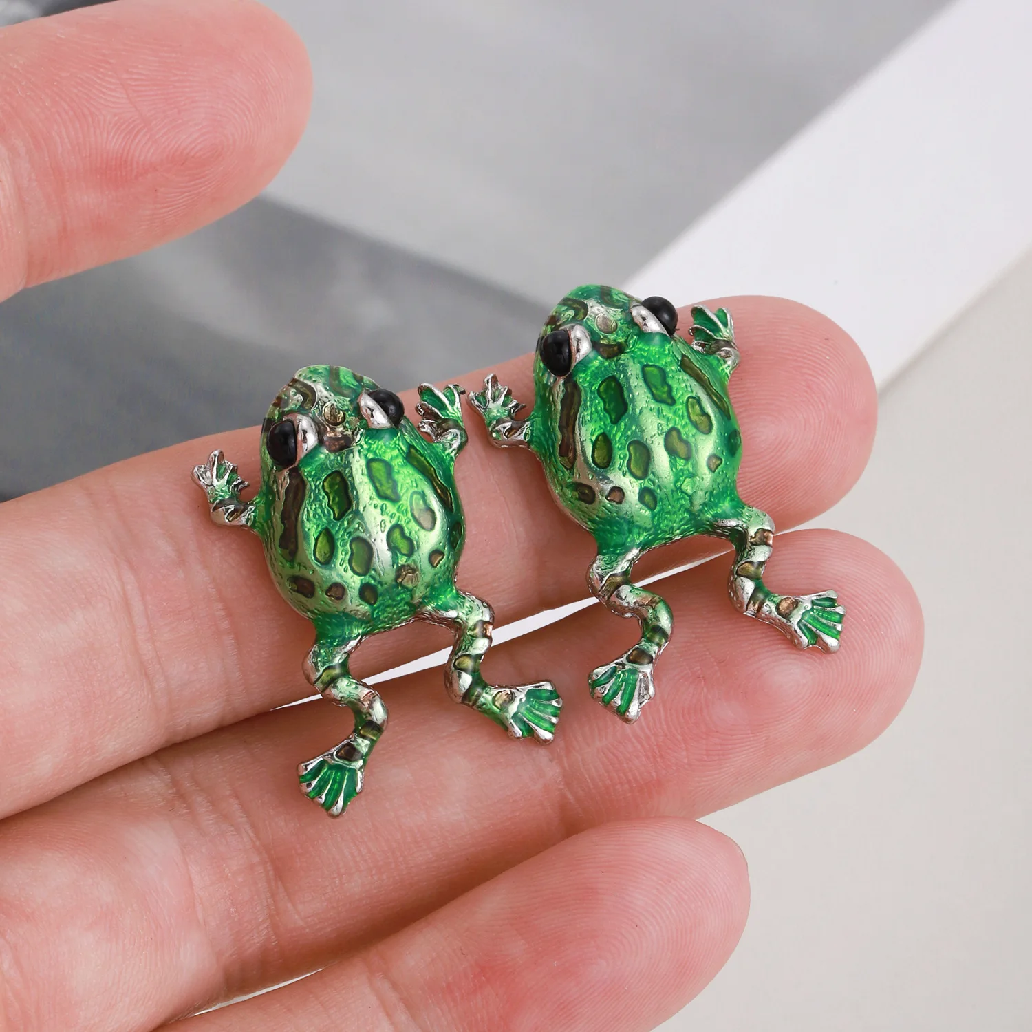 Stud Earrings Frog And Toad Earrings Vintage Cute Green Frog
