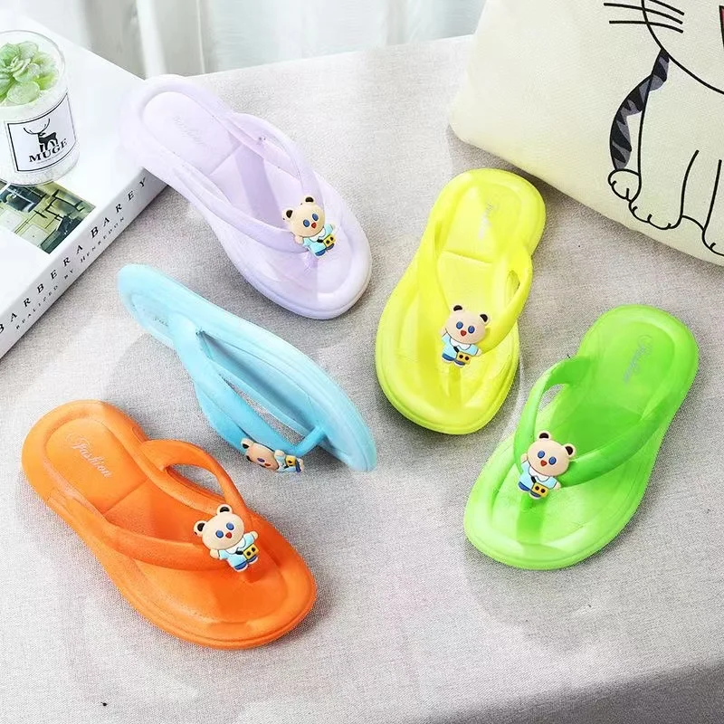 New Summer Baby Boys Girls Slippers Children PVC Cartoon Bear Print Soft Flips Flops Beachwear Outdoor Non-slip Kids Shoes 2