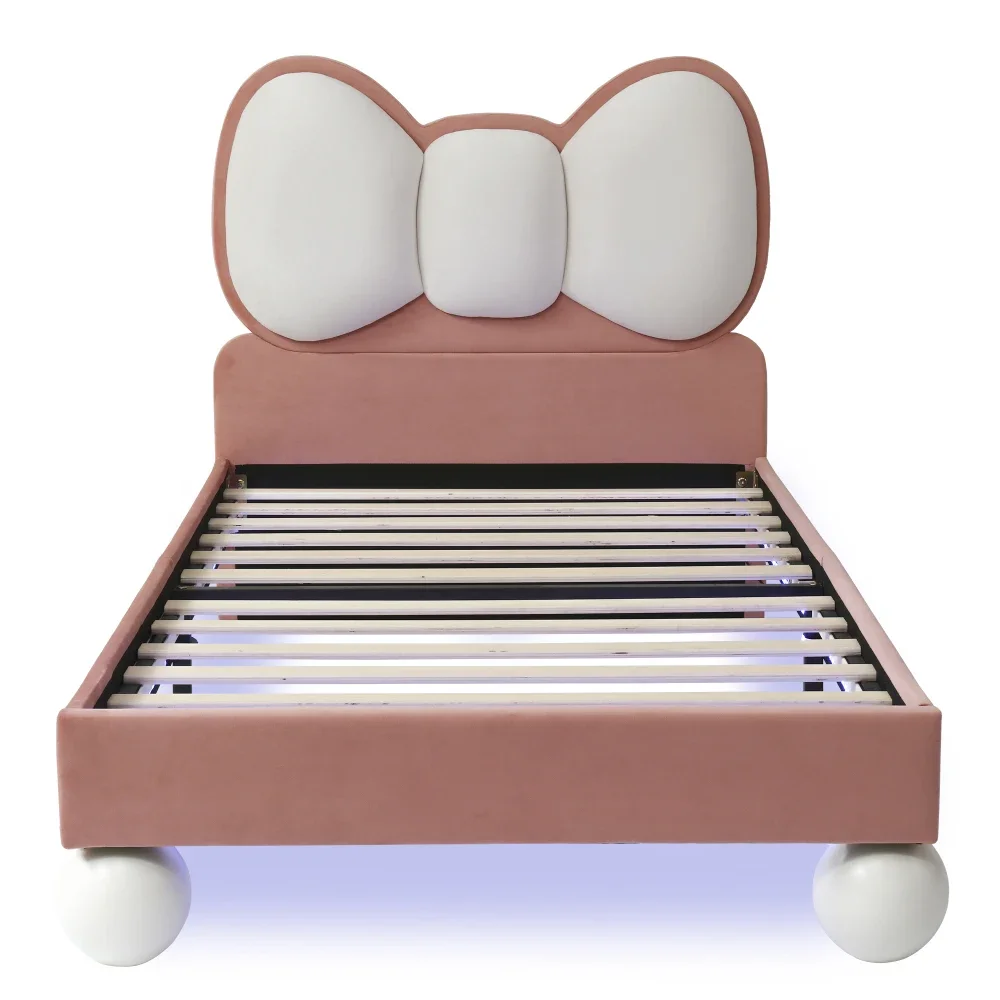 Gepolstertes Einzelbett, Babybett mit fliegenförmigem Bettkopf und farbverstellbarem LED-Lichtstreifen unter dem Bett in Beige + Rosa – Detail 21