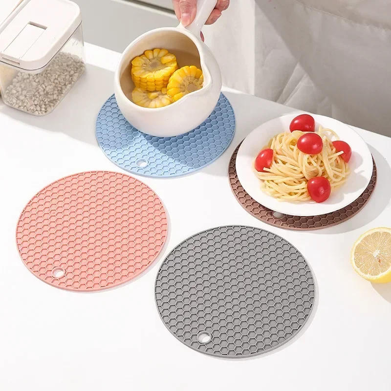 Silicone Round Teacup Mat Table Insulation Mat Dish Non-slip Placemat High Temperature Light Luxury Anti-scalding Casserole Mat