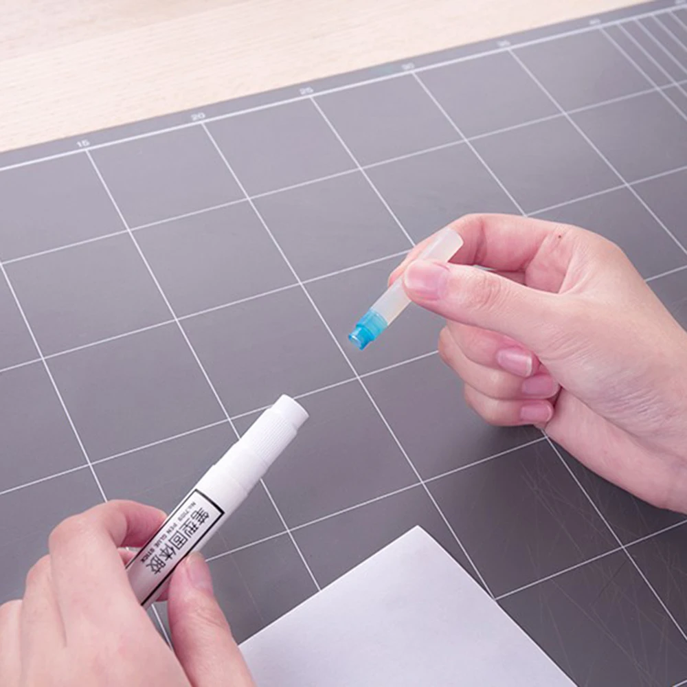 귀여운 문구 펜 솔리드 스틱 리필 접착제 스틱, 강한 접착, 고점도 접착제, 사무실 학교 용품, 2 개