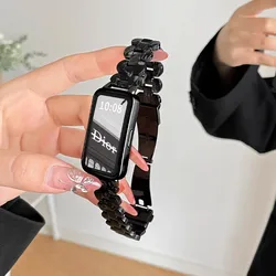 Elegant Resin Strap for Smartwatch - Sporty Women's Wristband Bracelet (Black flower)