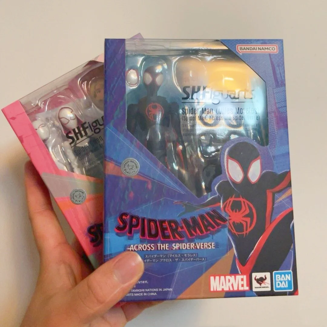 

Оригинальный Bandai S.h. Фигурка Человека-паука из фильма «Человек-паук»