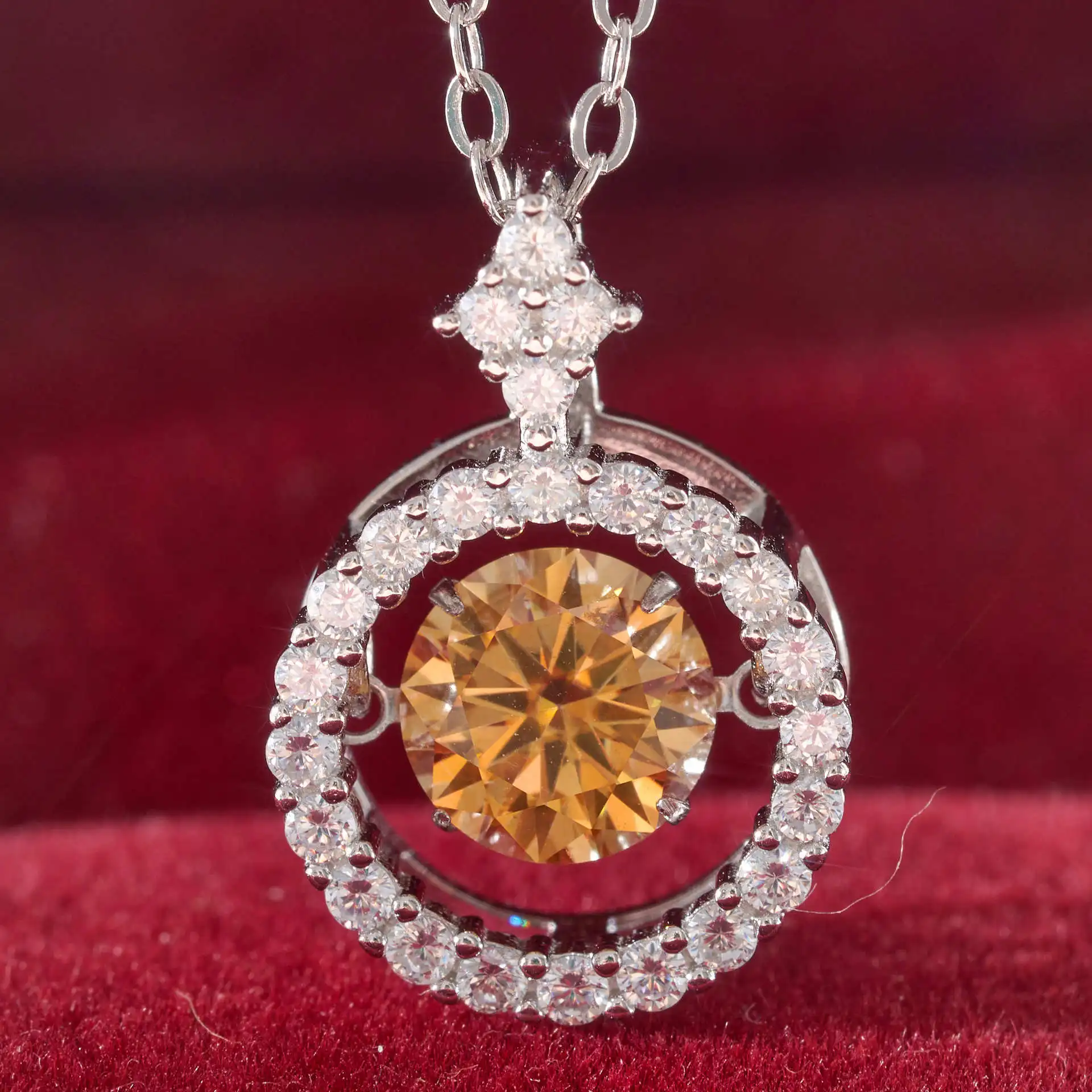 Collana Con Ciondolo Moissanite Taglio Rotondo Lab Grown Pass Diamond Test Ciondolo Color Champagne Gra Vvs1 Pietre Regalo Di Gioielleria Raffinata