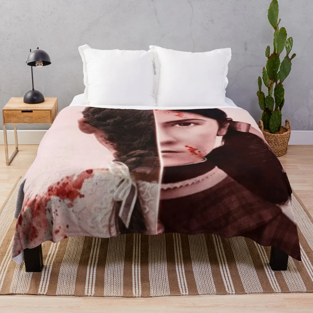 

Orphan First Kill Throw Blanket Fur Throw Blanket Soft Bed Blankets